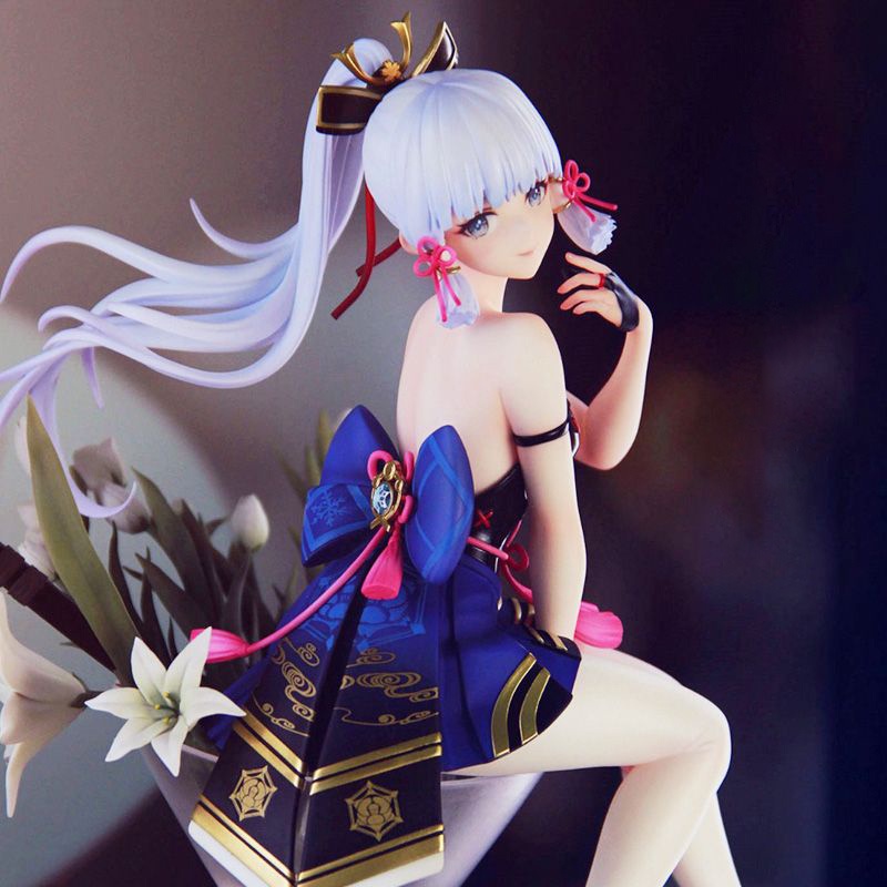 Genshin Impact Game Figure Kamisato Ayaka Duduk Ver 20cm PVC Action Figure Model Ornamen Mobil Dekorasi