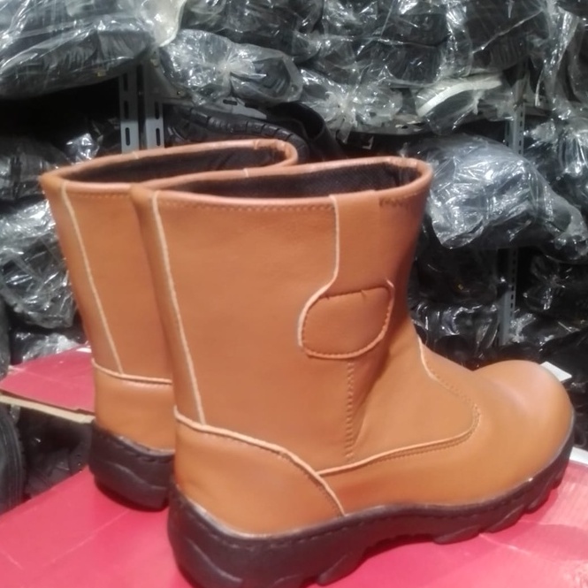 sepatu safety boot pelindung sepatu kerja66