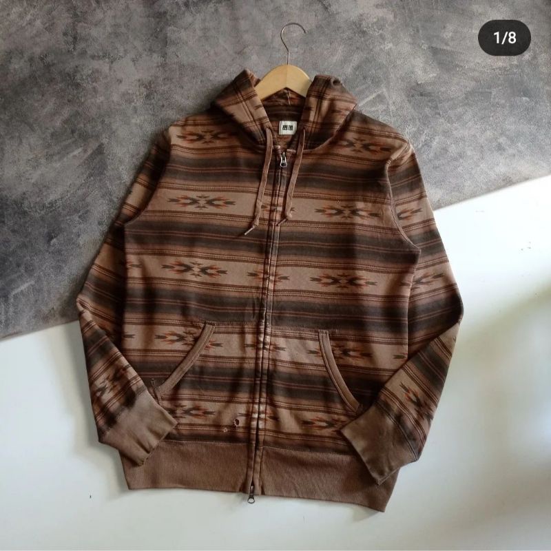 zip hoodie uniqlo navajo