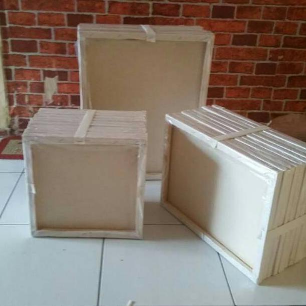 

♨ Kanvas lukis + spanram 20x30 ⇽
