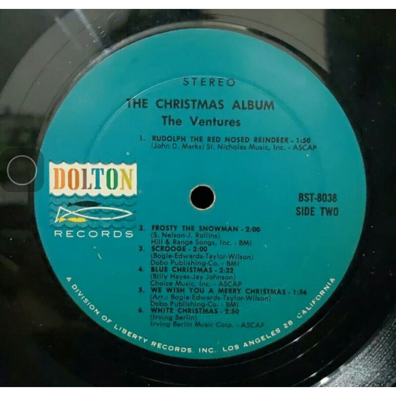 Vinyl Piringan Hitam 12&quot; The Christmas Album The Ventures