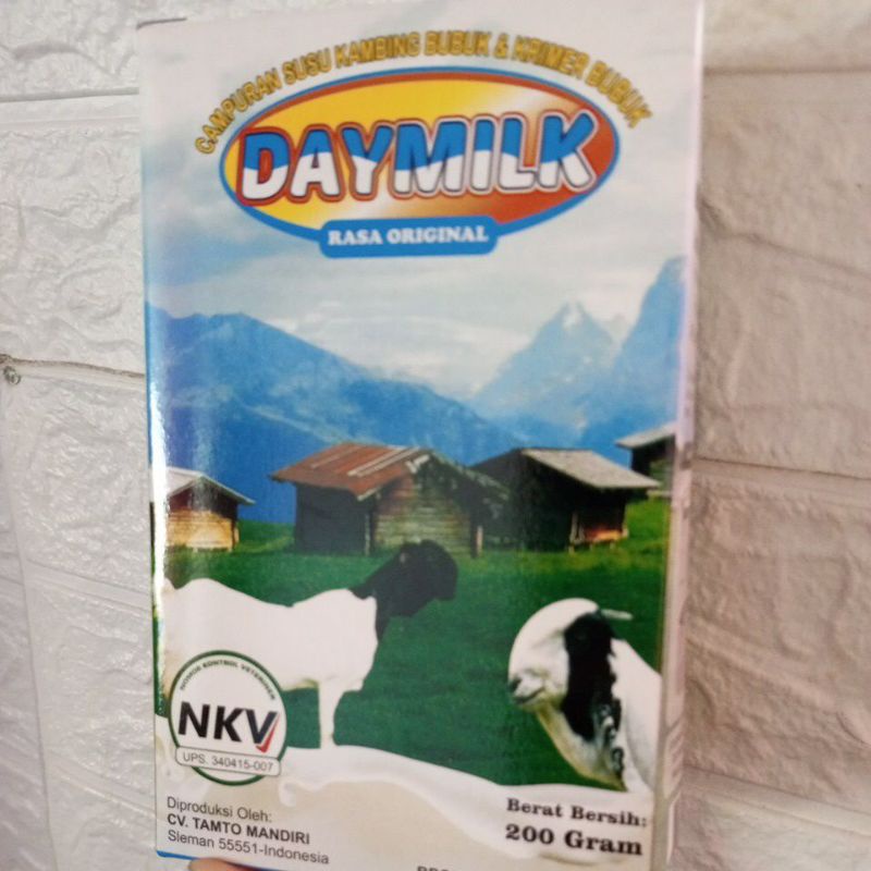 

SUSU KAMBING ETAWA DAYMILK
