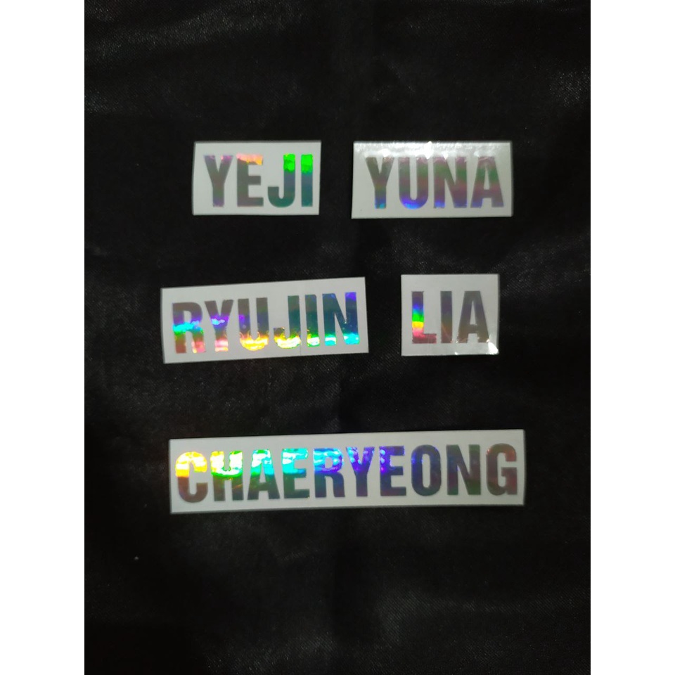 

ITZY - Sticker Hologram Nama Member