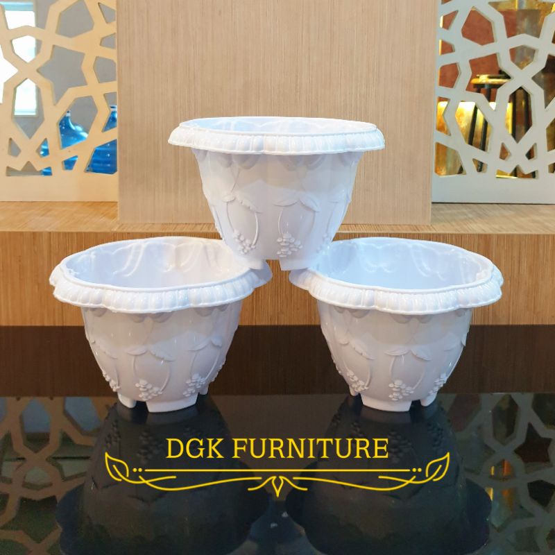 Pot Bunga Classico Villa 301 Plastik Putih Murah Diameter 25 cm Bulat