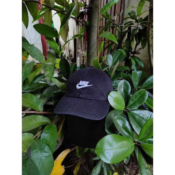 Topi Nike second topi bekas