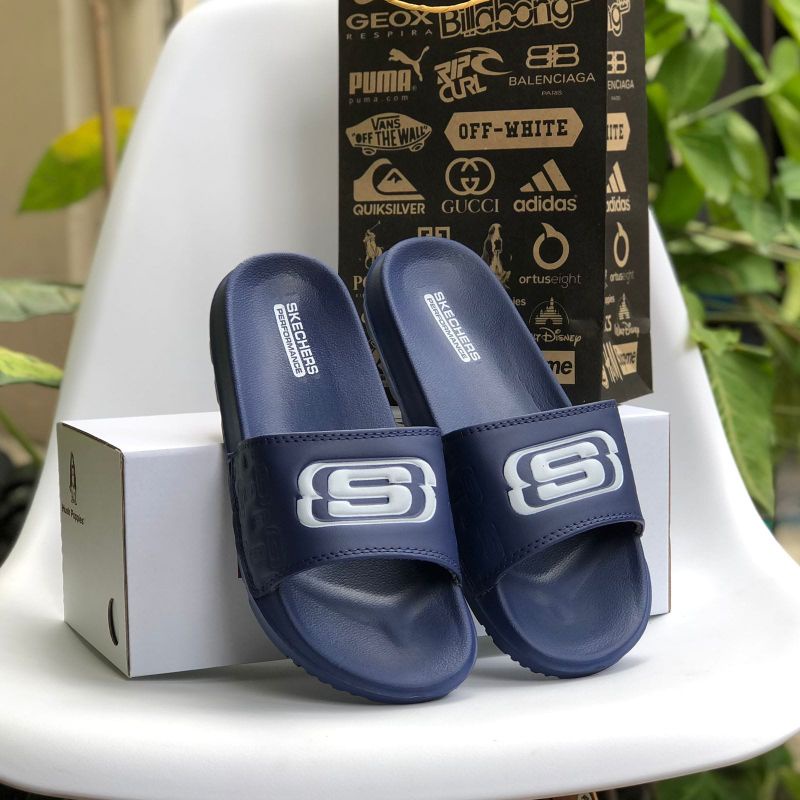 Sandal Skechers pria , sandal slide pria , sandal slip on pria , sandal slop pria , sandal flip flop