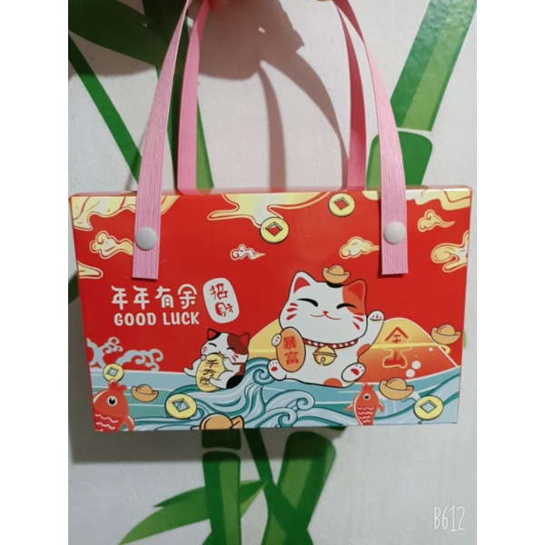 

HAMPERS LEBARAN FREE UCAPAN TAG KUE KERING PARCEL LEBARAN CNY BOX PERMEN KUE SNACK PARCEL TAHUN BARU CNY