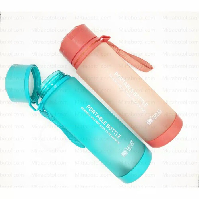 TOKO21--BOTOL MINUM SPORTY PORTABLE BOTTLE 690 ML- BOTOL MINUM 7578