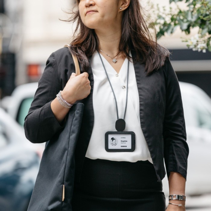 

TERBARU Orbitkey ID Card Holder Pro Lanyard Name Tag Gantungan Kartu Nama Code 4074