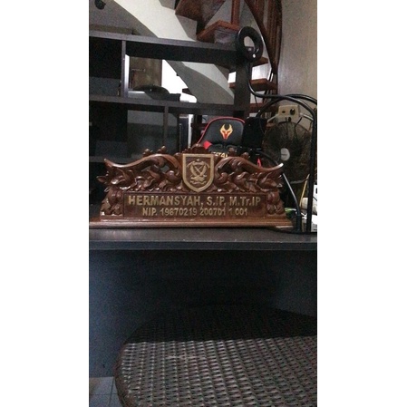 

Papan Nama Pejabat Kayu Jati Murah