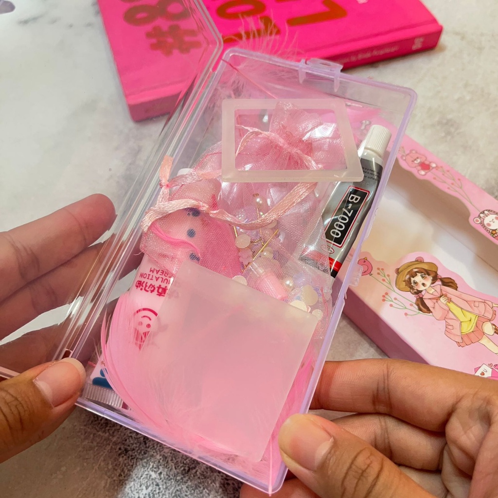 

HIASAN DREAM CATCHER 1 PAKET BUAT SENDIRI LENGKAP 1 BOX