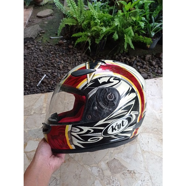 Helm KYT v2r Yuki Takahashi