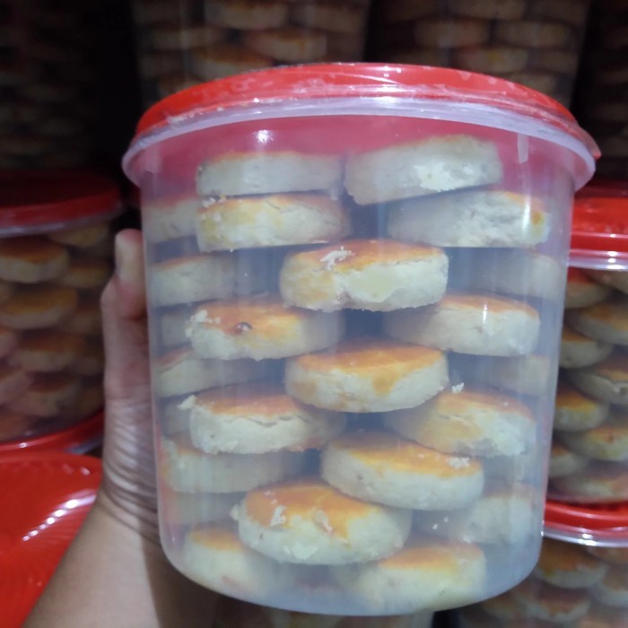 

Kue Kacang Jember