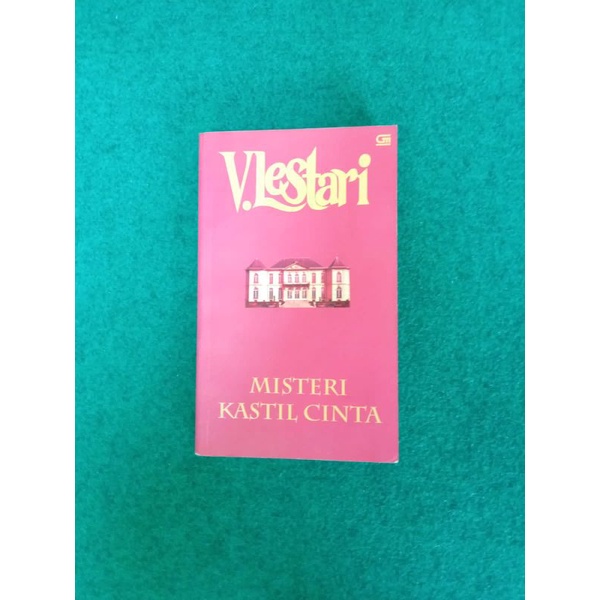Novel Misteri Kastil Cinta - V. Lestari