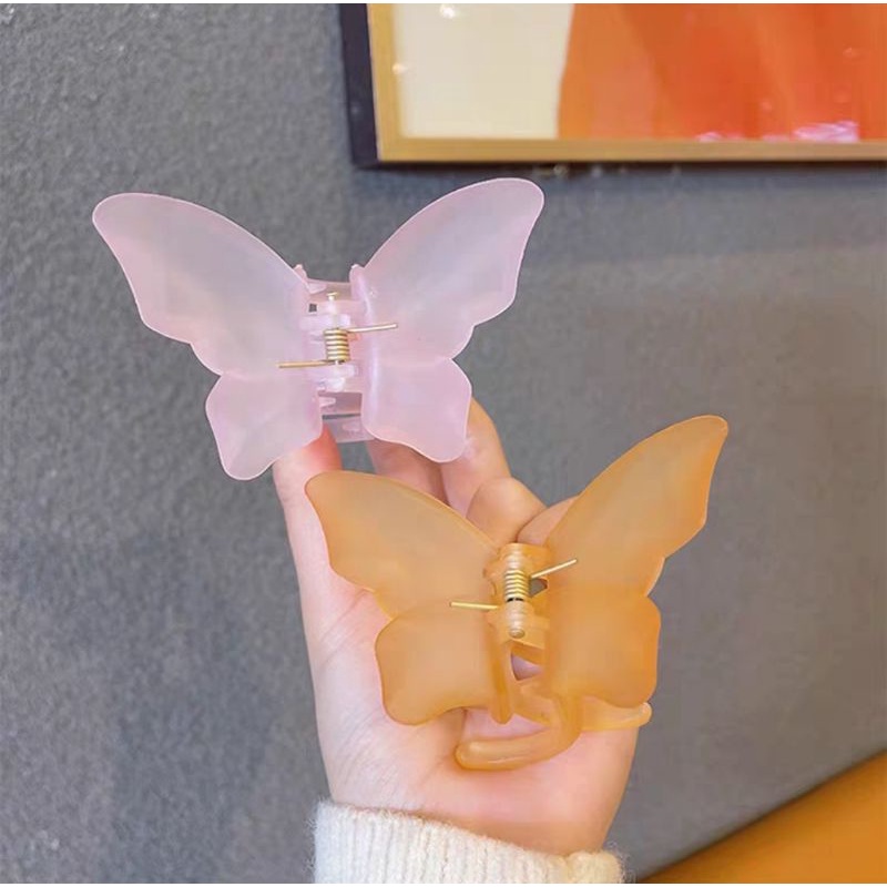 Jepit Kupu Doff Korea Transparan Kristal 6,5cm Jepit Jedai Hairpin Glass Model Butterfly Ukuran Tanggung Hair Claw Clips