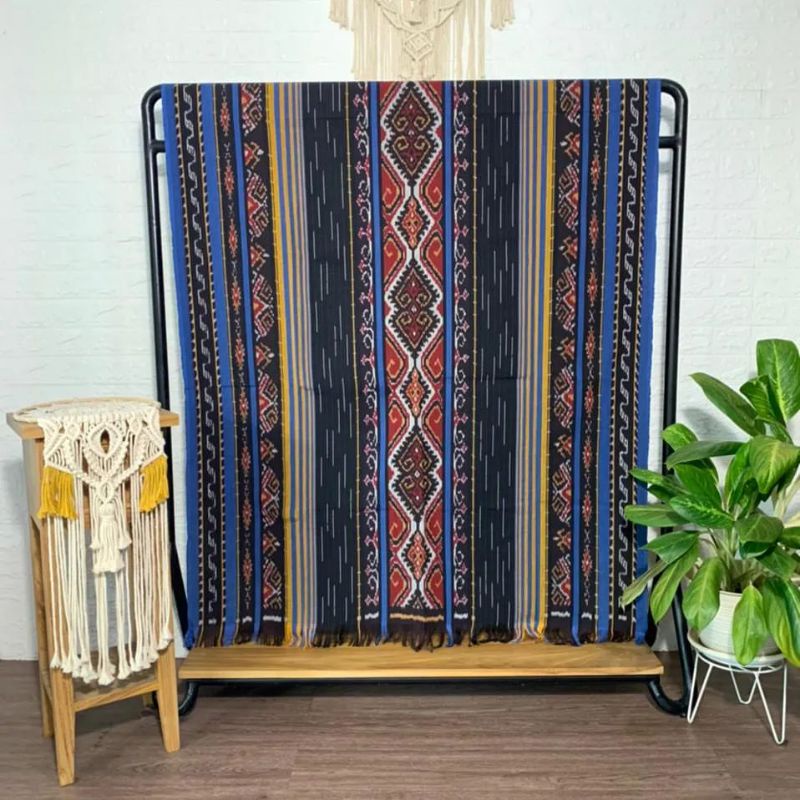 KAIN TENUN BLANKET/IKAT ETNIK TRADISIONAL ASLI TROSO KEPARA,KAIN BAHAN METERAN MURAH,KAIN BATIK TRAD