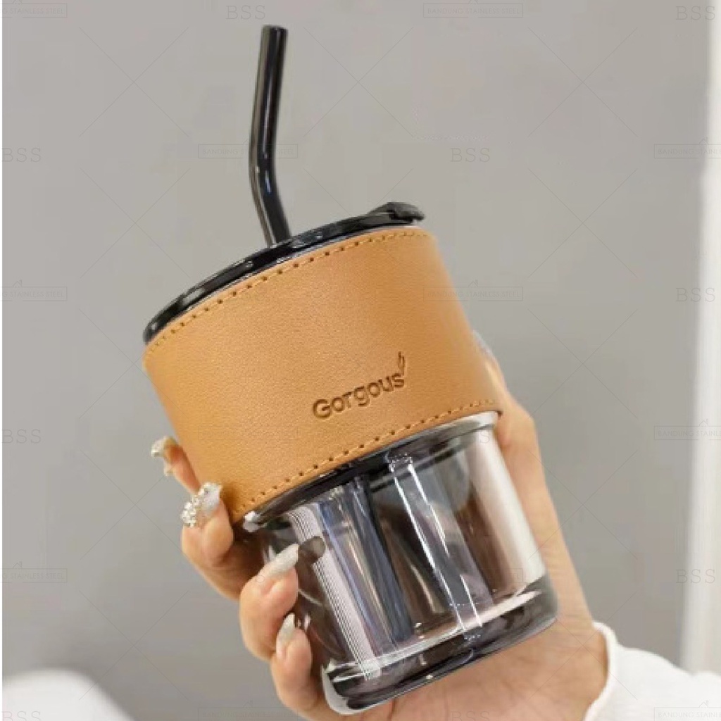 Tumbler Kaca dengan Sedotan dan Tutup 350ml Aesthetic Glass Cup Coffee Milk Simple Elegan