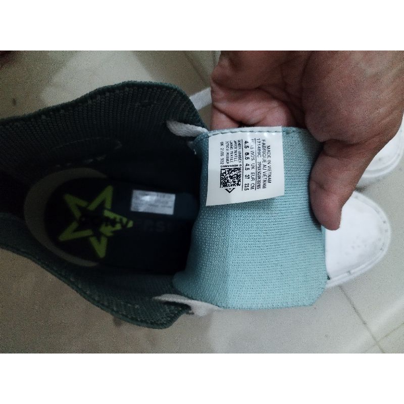 sepatu converse hijau