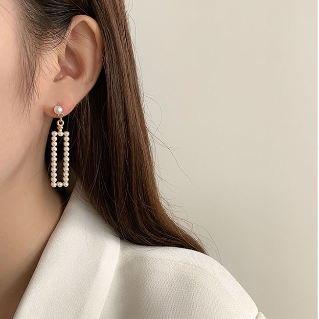 Anting Fashion Klip Telinga Mutiara Gaya Korea Anting Mode Retro High-End Ladies Earrings