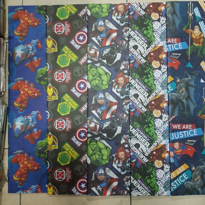 

Kertas Kado Sansan Wawa Motif Avengers / Spiderman Jumbo