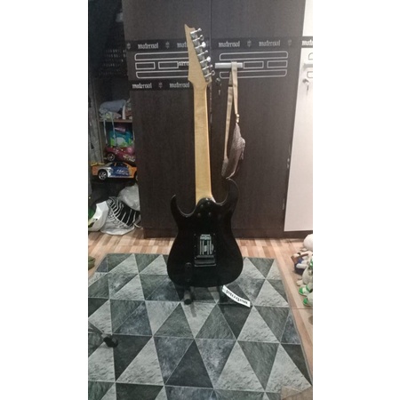 Gitar ibanez 7string