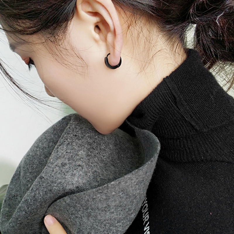 Papaozhu 1PC Punk Perak Hitam Chunky Hoop Earrings Untuk Pria Wanita Chic Anti Karat Cuff Earring Perhiasan Telinga Mode Sederhana