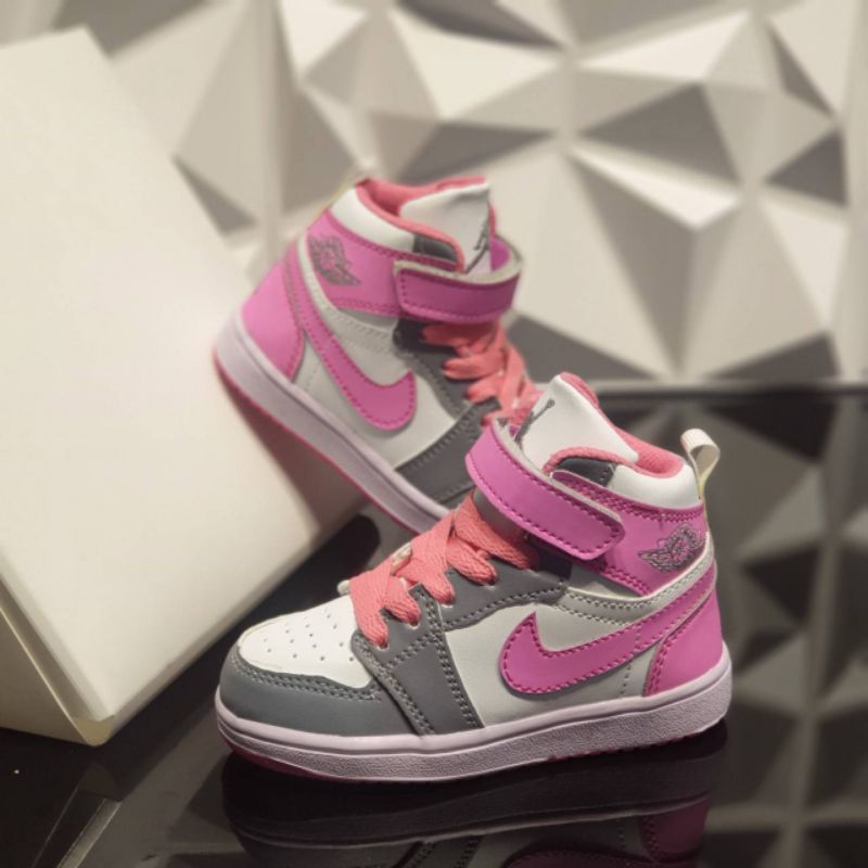 sepatu jordan anak perempuan sepatu anak cewek pink grey perekat sepatu anak kado