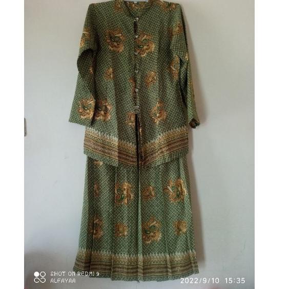 Model Baru Setelan batik / baju nenek 04