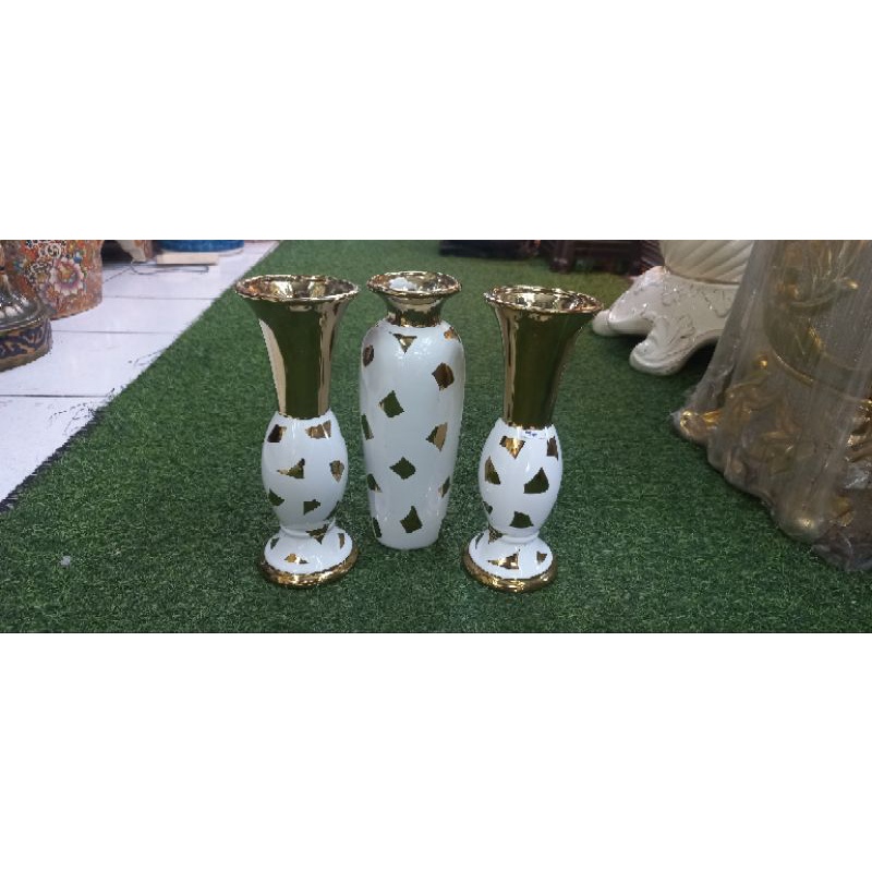 Vas pajangan keramik