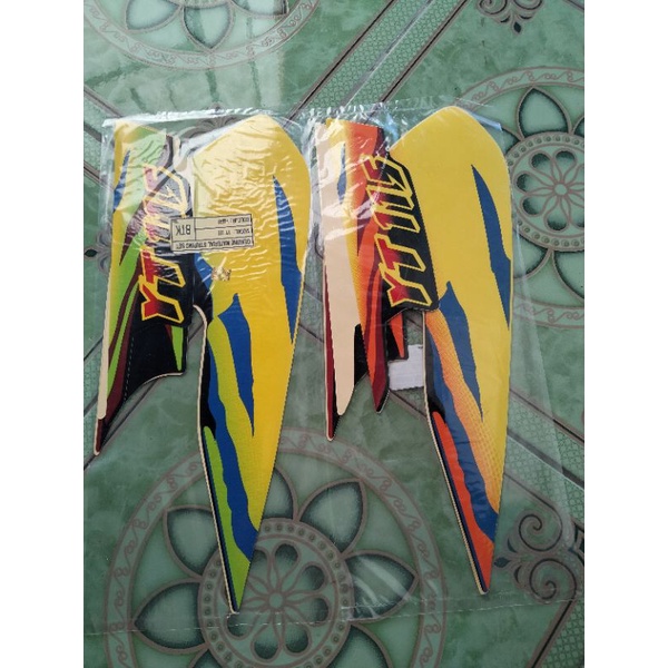 stiker/setriping YAMAHA YT 115