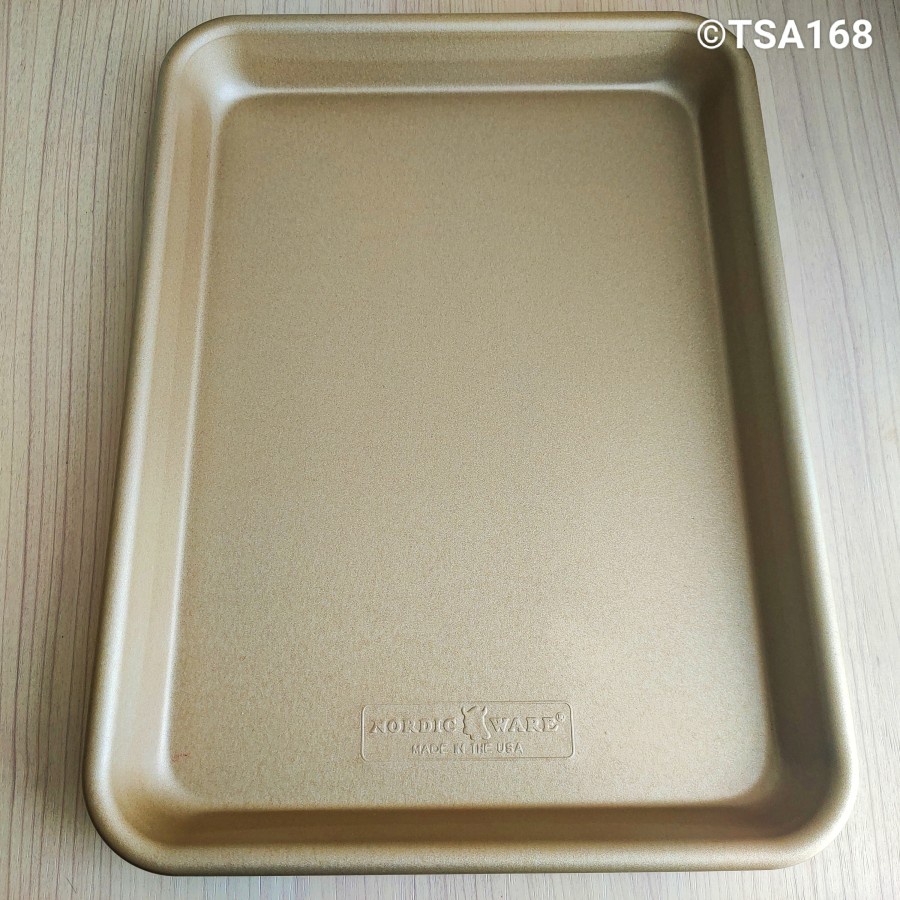 Nordic Ware Quarter Sheets Natural Aluminum Nonstick ORI USA Pan Tray