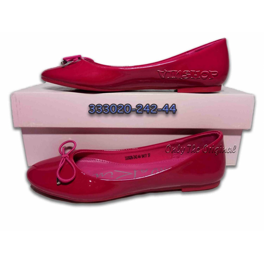 Women Flat Shoes. CARLO RINO ROUND TOE FLATS. ORIGINAL 333020.242