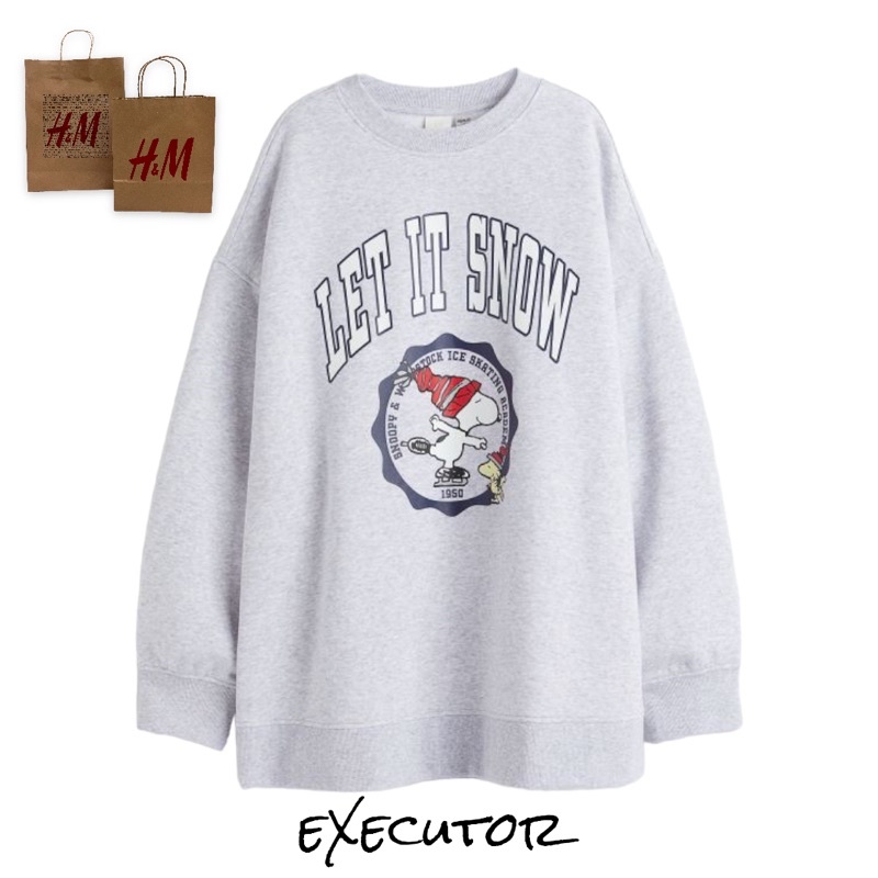 ( 8.8 ) Crewneck Sweatshirt H&amp;M Unisex Sablon Snoopy Let it Snow, Flecee Katun Lembut Tebal, Free Papperbag