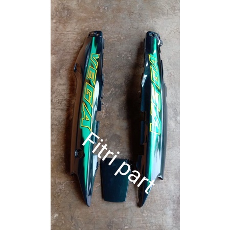 Cover Bodi Vega R old lama Vega R old hijau botol set stiker