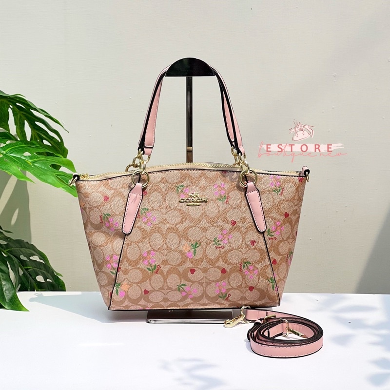 New Ch 03 Flowers Tote Bag