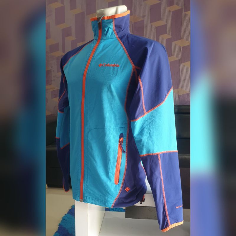 Jaket Outdoor Columbia Softshell Second Original