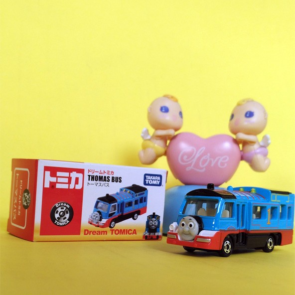Tomica Dream Thomas Bus