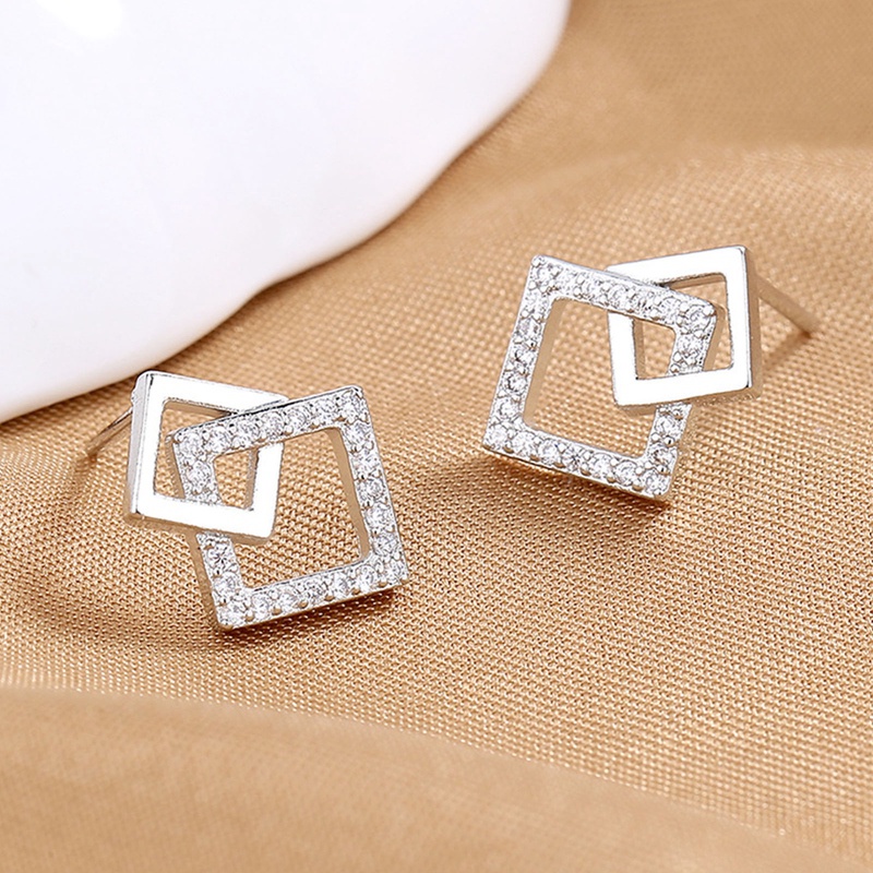 925jarum Perak Korea Jarum Persegi Geometris Anting Temperamen Fashion Retro Ear Studs