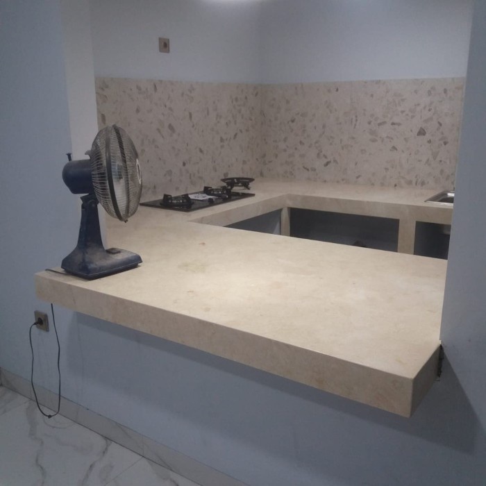 ~~~] meja dapur marmer cream / po ibu linda / top table granit marmer