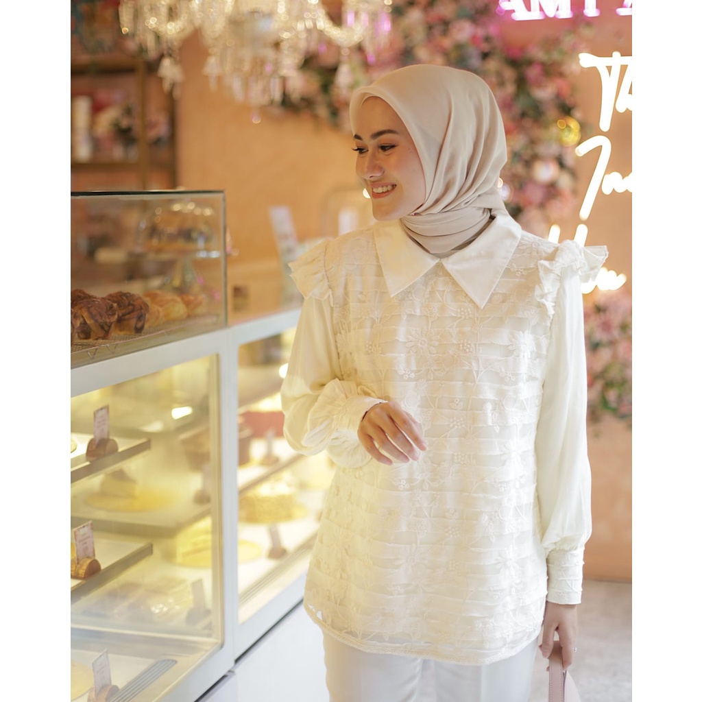 ANDIRA TOP IVORY - SIMPLYVEEWEE