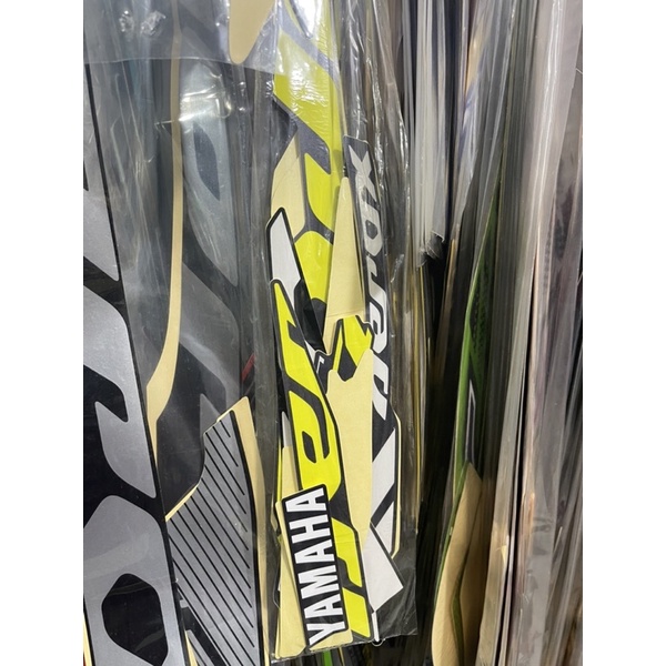 STIKER STRIPING MOTOR AEROX GREY ABU LIS KUNING