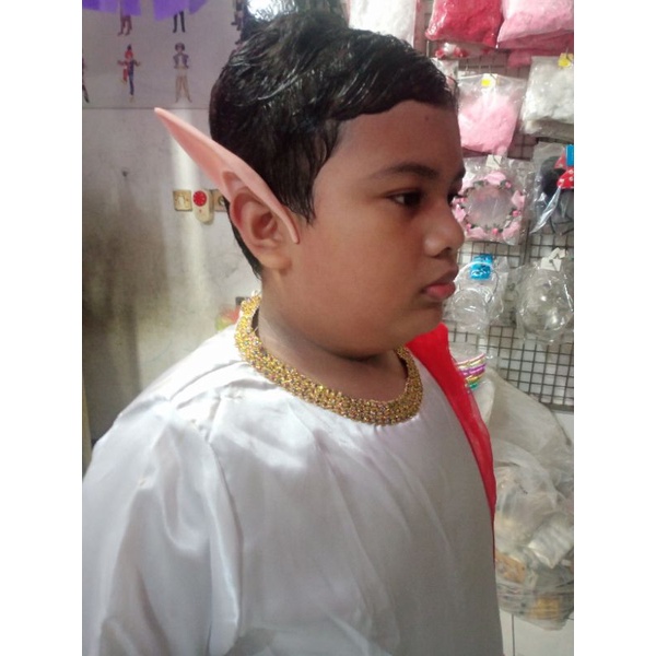 elf ears cosplay