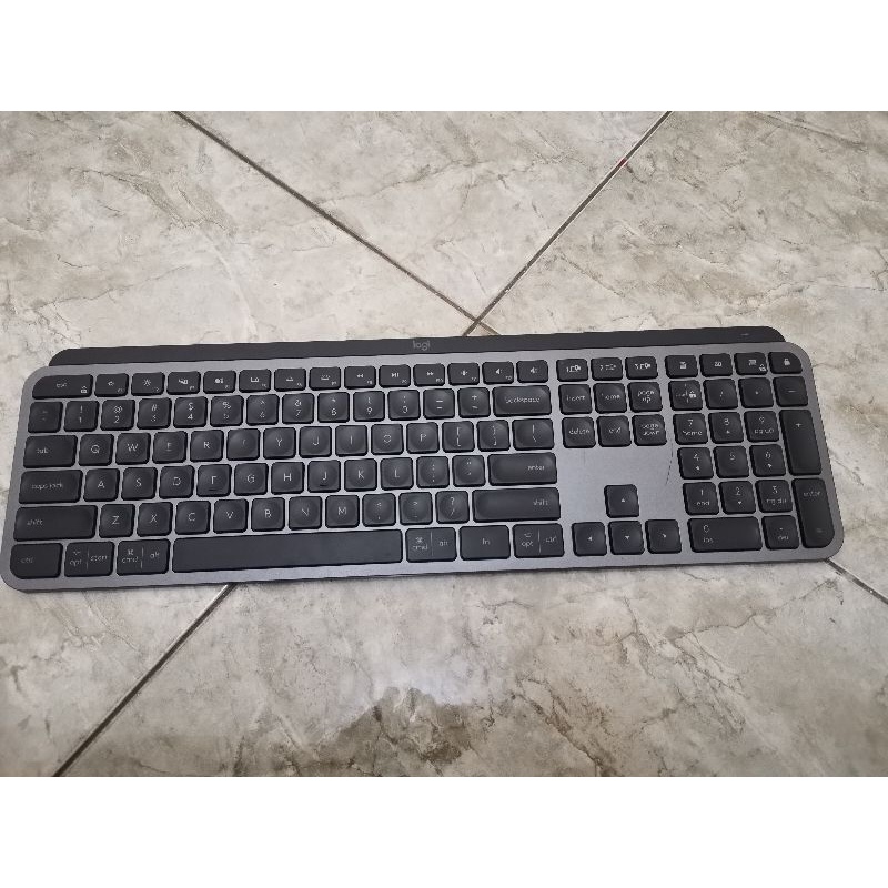 Logitech mx master keys