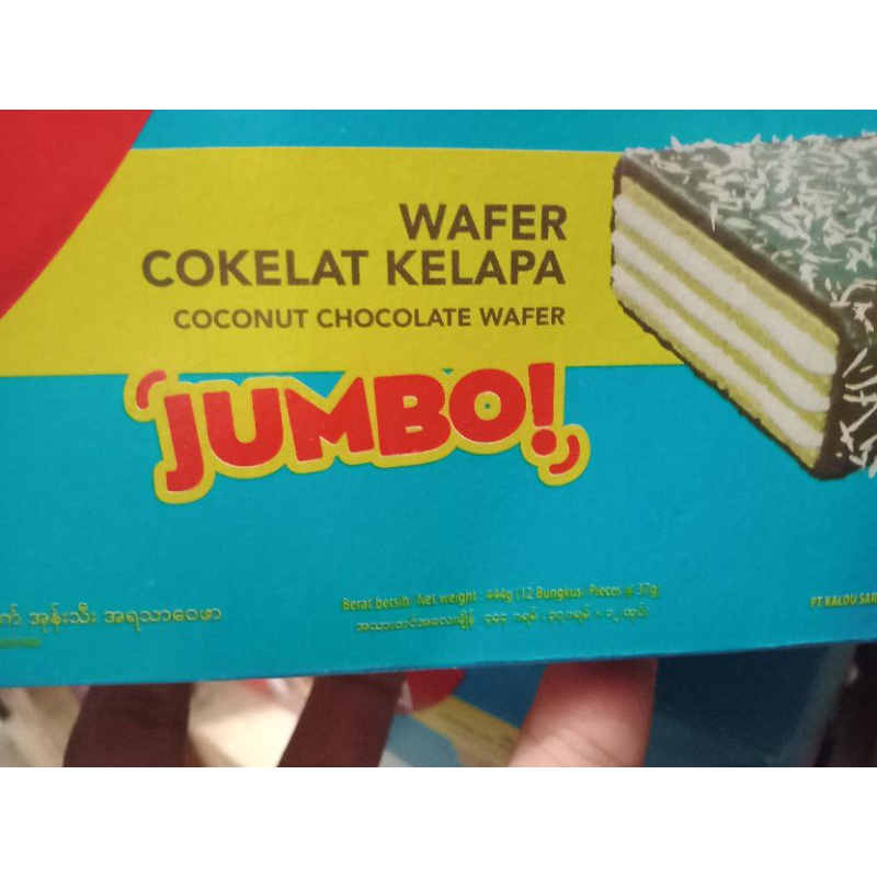 

Nabati Wafer Cokelat Kelapa Jumbo 12Pcs