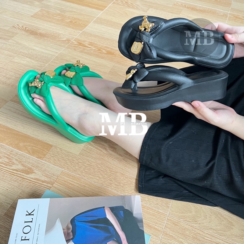 SANDAL JELLY WEDGES JEPIT JIBBITZ BEAR EVA RUBBER EMPUK RINGAN MELISSA