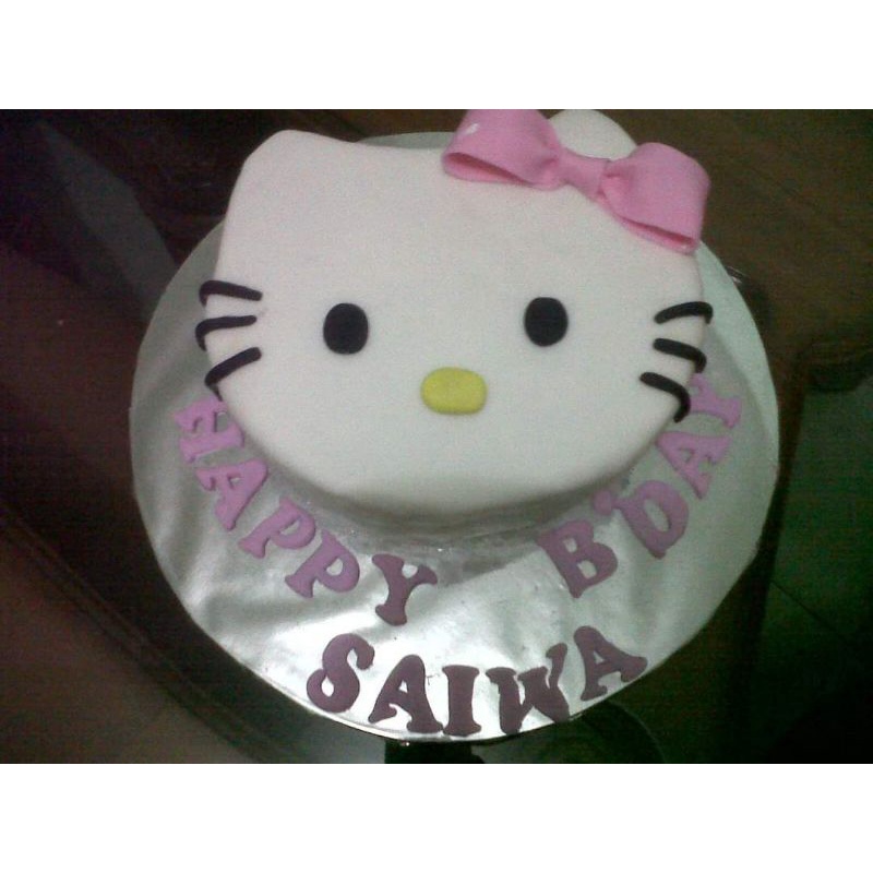 

hellokitty cake 20cm