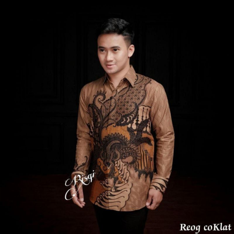Atasan Batik Pria HM kemeja Batik Motif Reog Coklatan