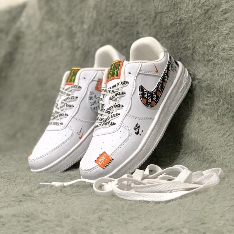 (COD) SEPATU SNEAKERS PRIA DAN WANITA NK3 A1R FORC3 1 ONE 07 LV8 LOW JUST DO IT WHITE PK PERFECT KICT ORIGINAL KUATAS TERBAIK TERBARU SEPATU CASUAL SEPATU PENDEK SEPATU SNEAKERS