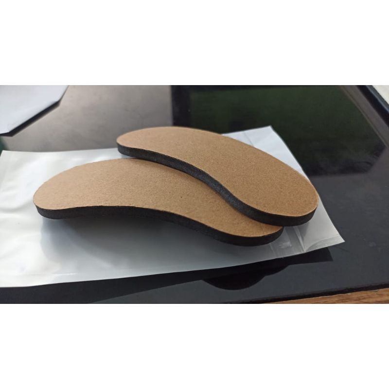 1 PASANG INSOLE SEPATU TEBAL / PELINDUNG TUMIT TEBAL 5MM