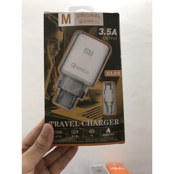 TRAVEL CHARGER CL-20 3.5A MICRO